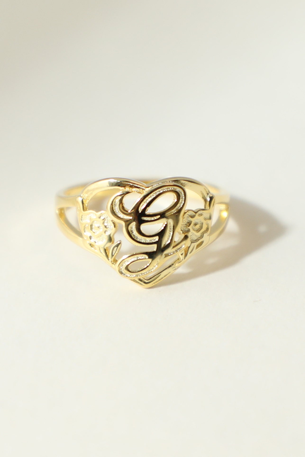 The Gold Cutout Flower Heart Letter Ring | 18Kt Gold Vermeil
