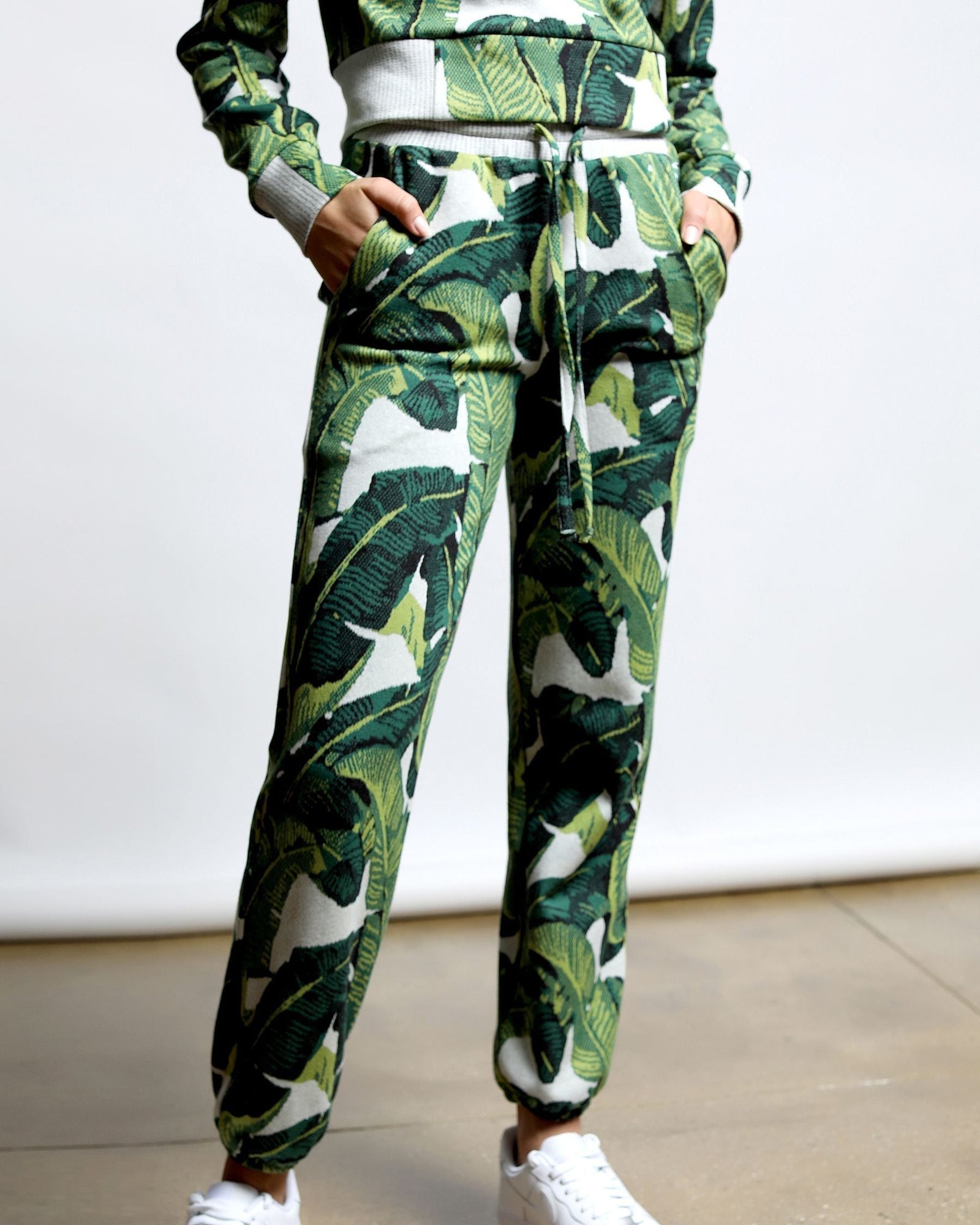 Womens | California Love Hyper Reality Knit Sweatpants | Leaf