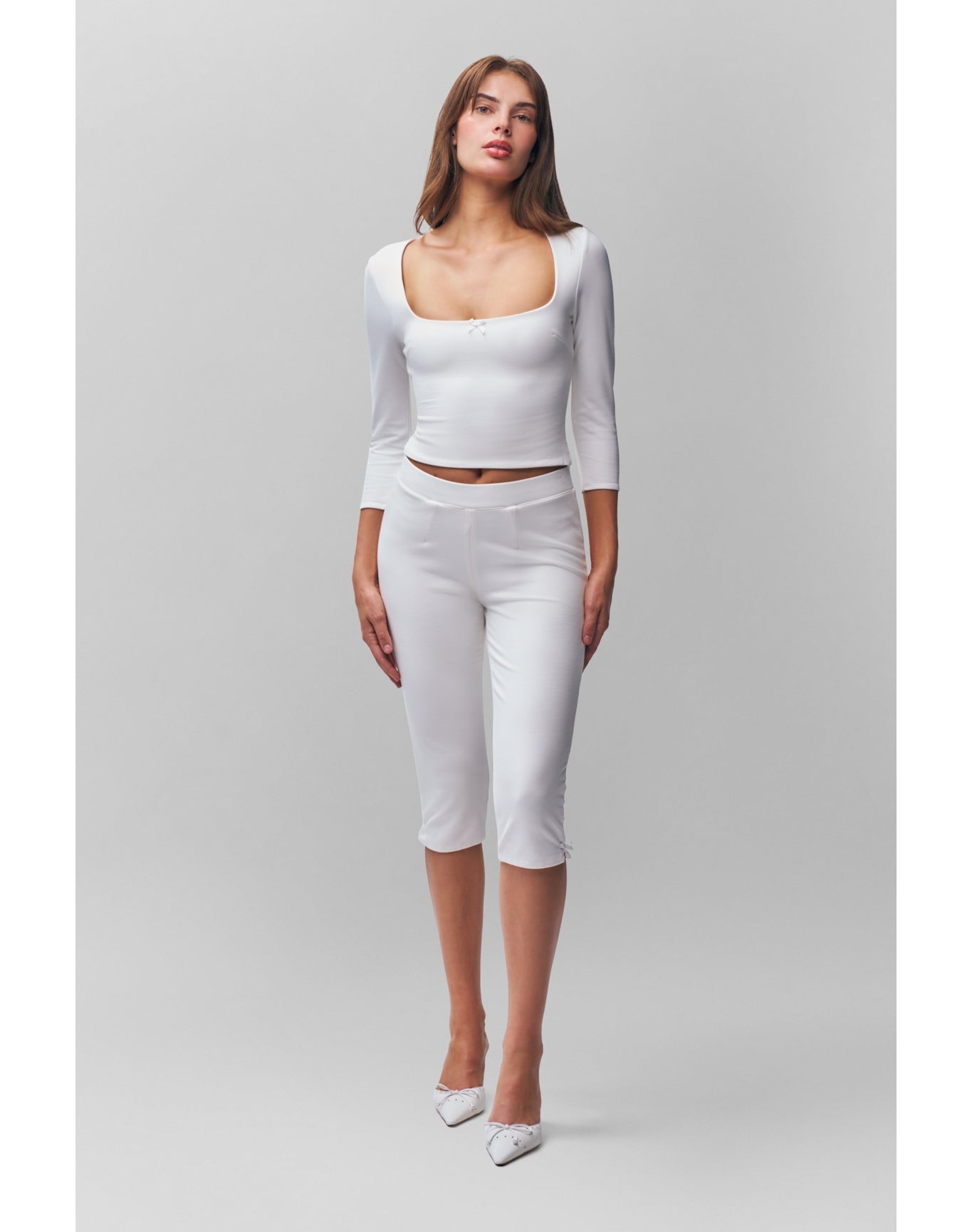Caria Capri | White