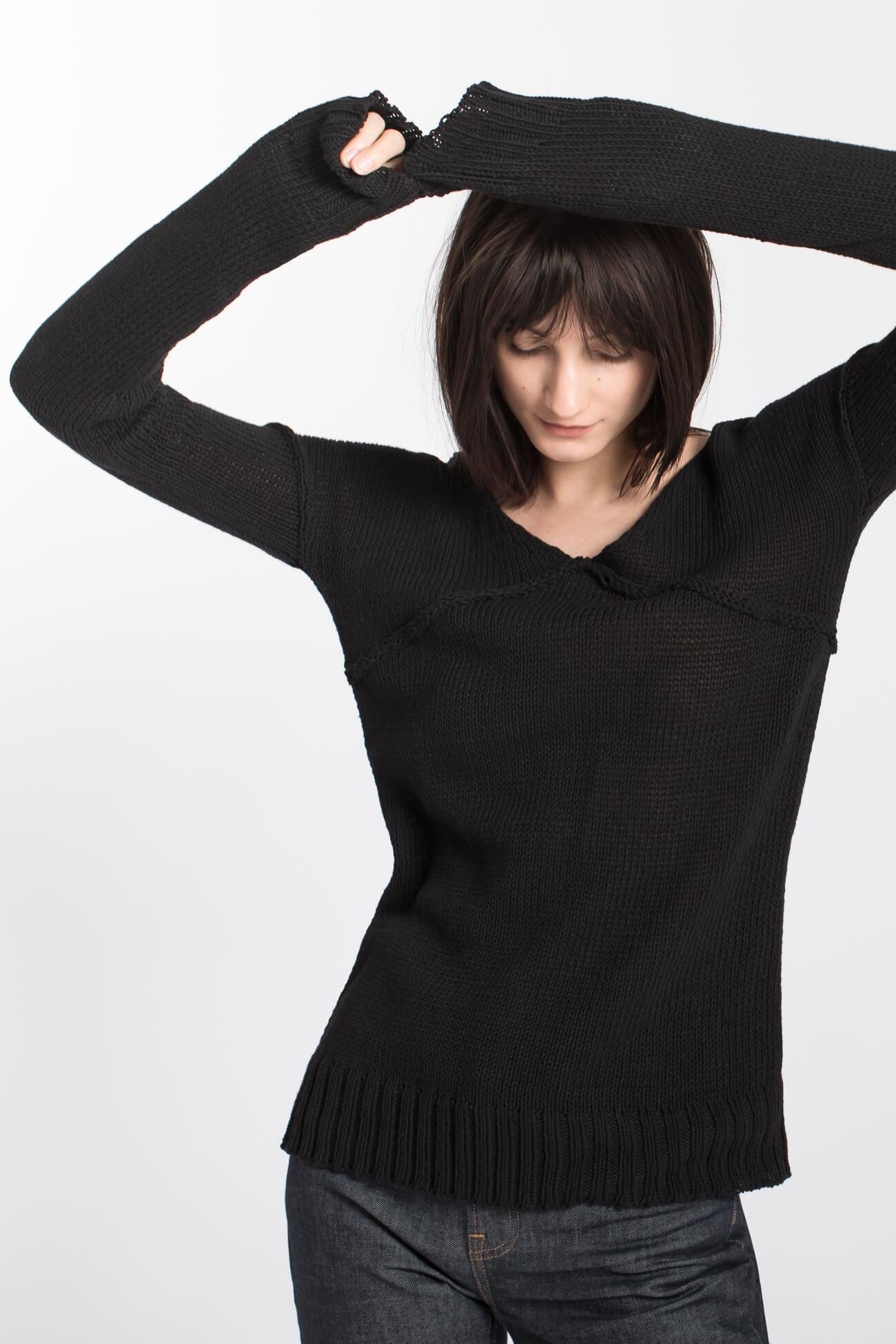 Nicole Sweater | Black