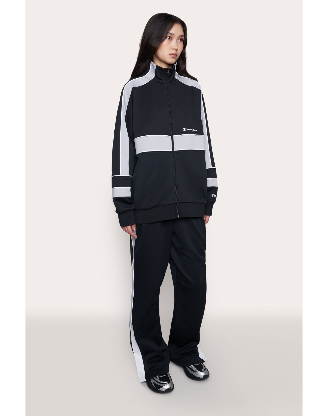 Champion Warm Up Jacket | Black/Silverstone