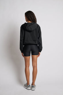 Women | Soul by SoulCycle | Cropped Windbreaker | Black
