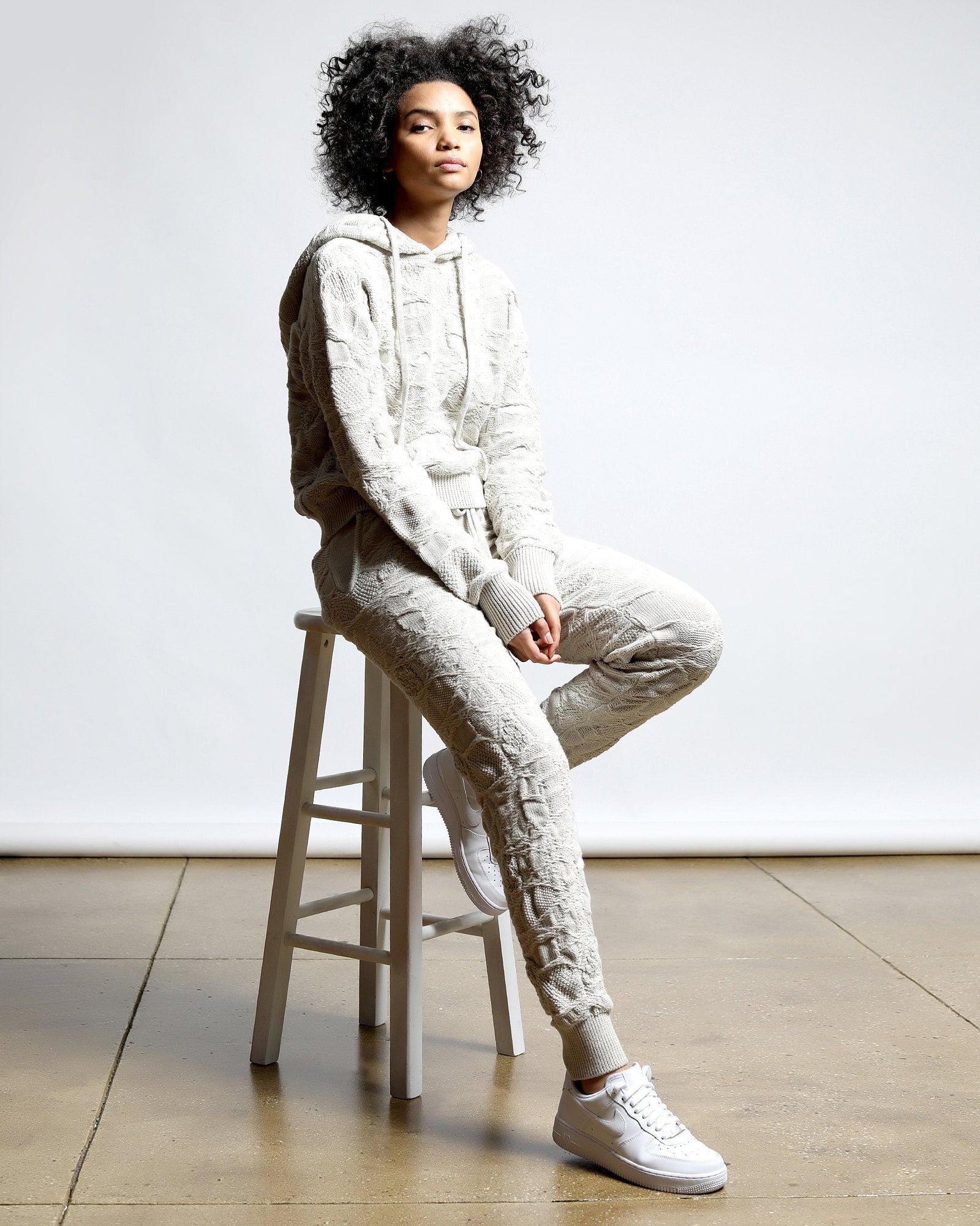 Womens | Crossover Netting Sweater Knit Sweatpants | Beige