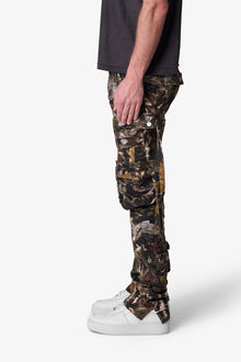 D152 Cargo Straight Denim | Hunter Camo