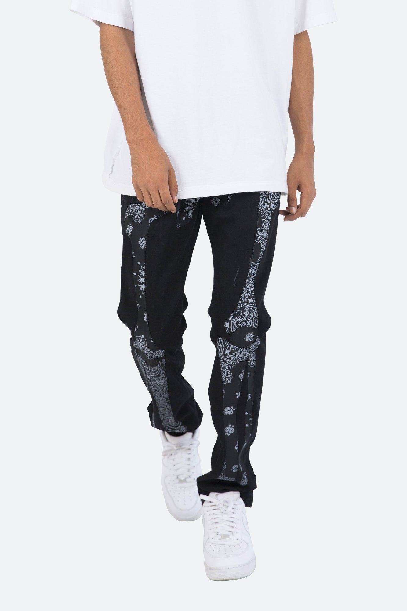 D261 Skeleton Straight Denim | Black x Black