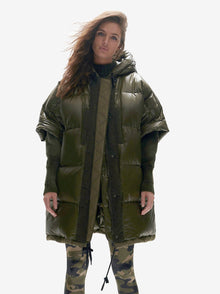 Woman LONG DOWN VEST - Olive - front