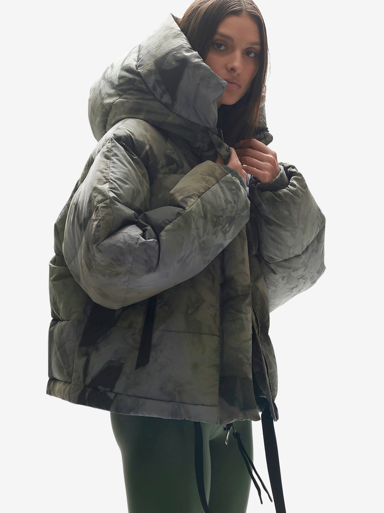 Woman SHORT DOWN PUFFER - Rekall Tie - side