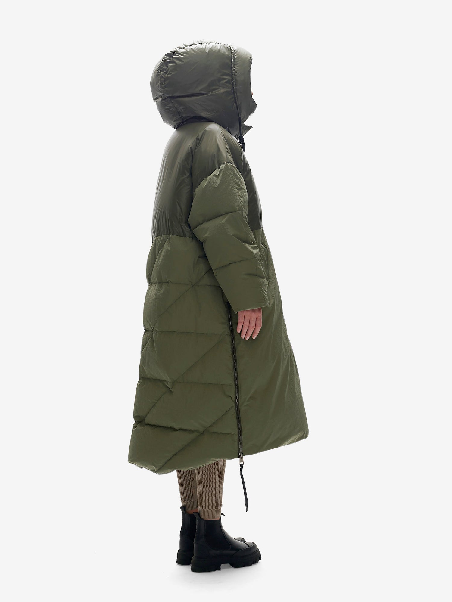Woman LONG DOWN PUFFER - Stone Green - side