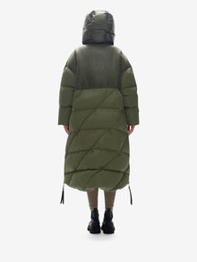 Woman LONG DOWN PUFFER - Stone Green - back