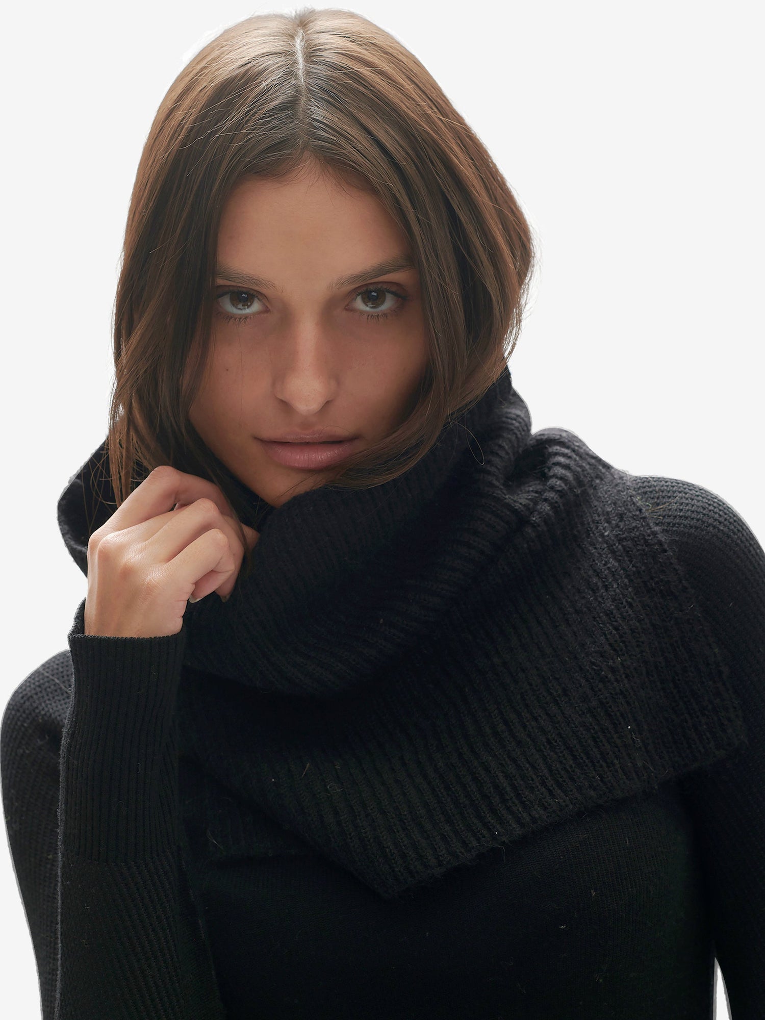WOOL NECK GAITER - Black