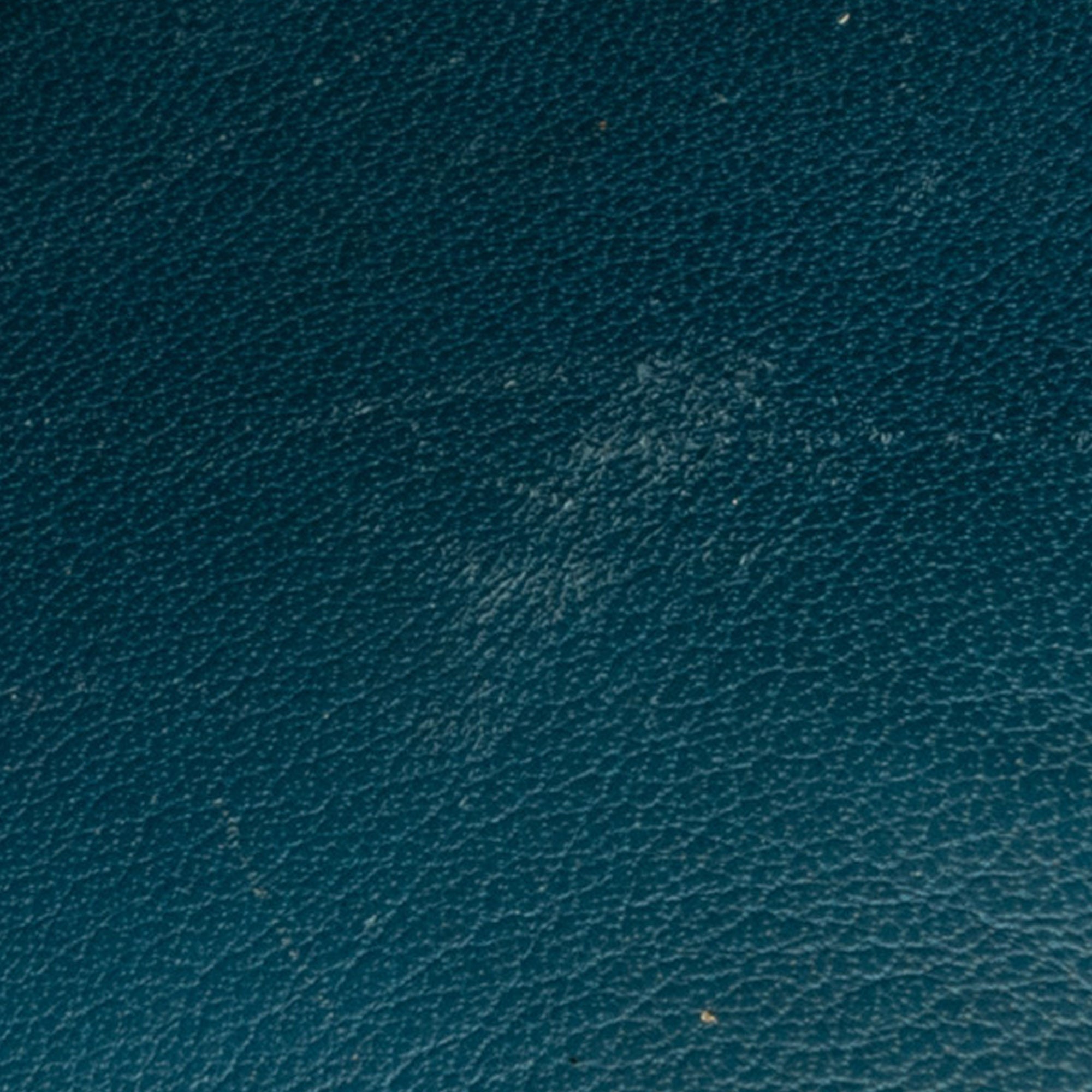 Chanel | Pre-Owned CC Chevron Calfskin Statement Shopping Tote | Blue/Dark BlueBlue/Dark Blue