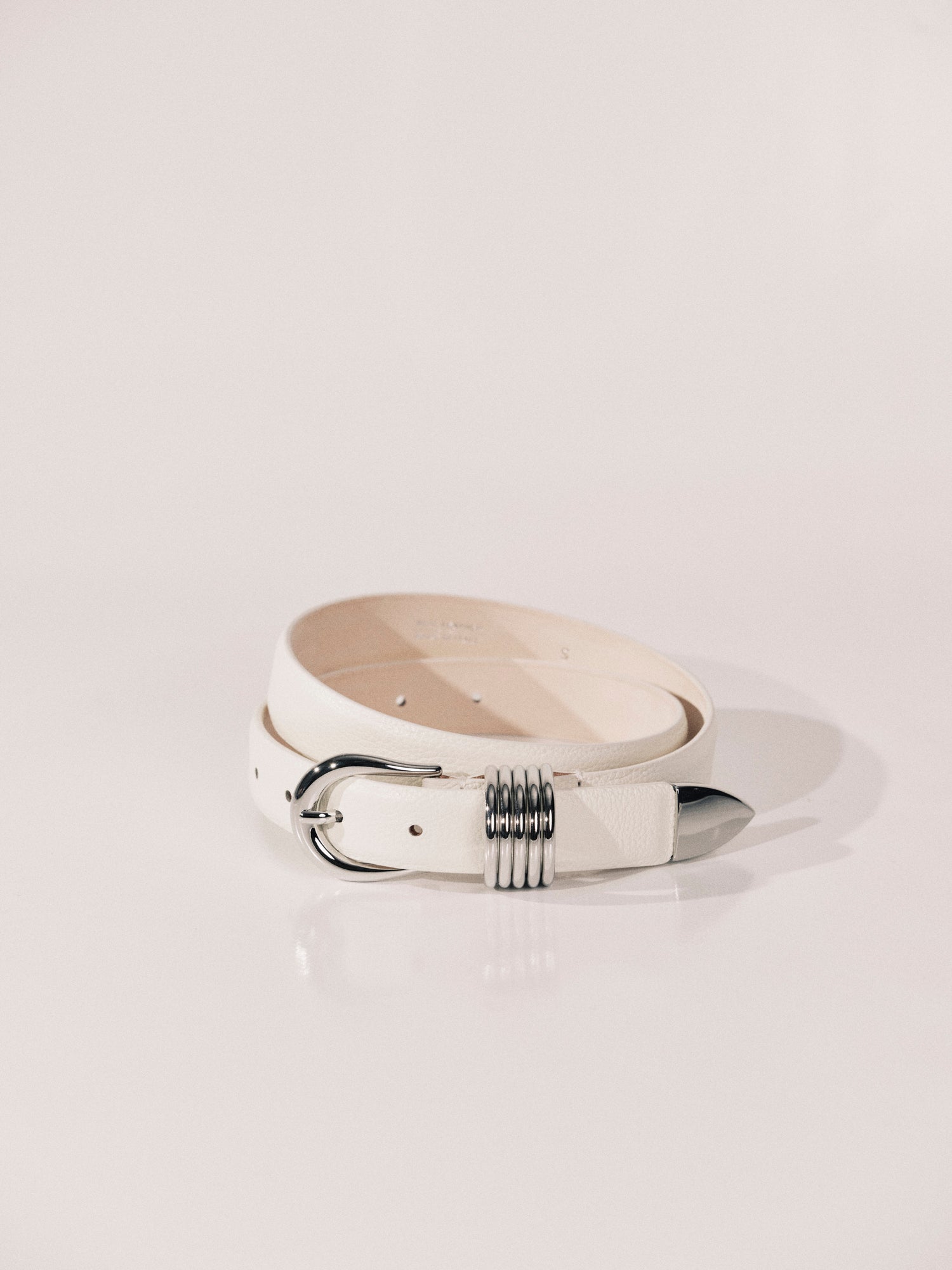 Hollyhock Pebble Leather Belt | Ivory & Silver