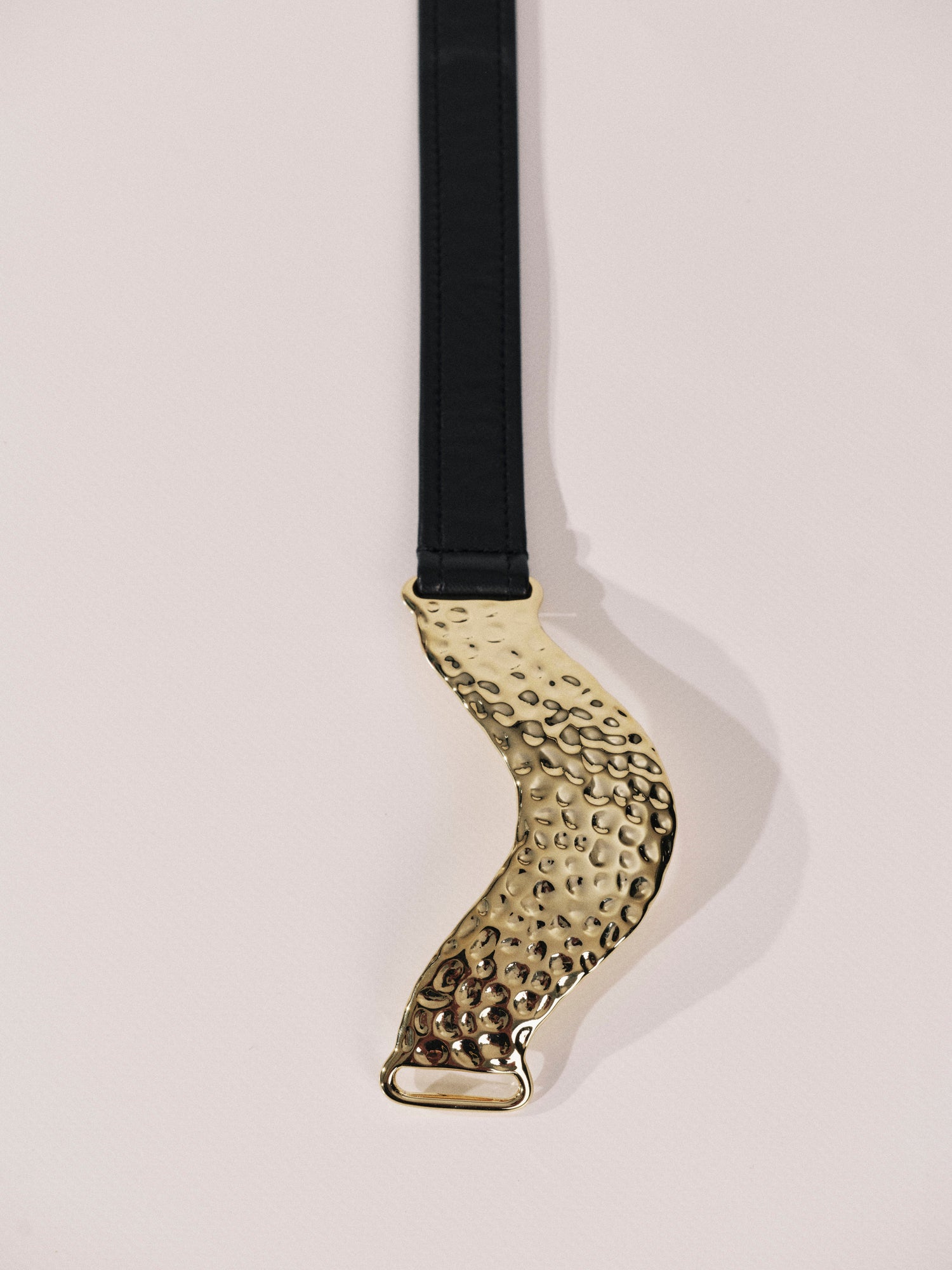 Hammered Brancusi Black Gold | Black & 24K Gold