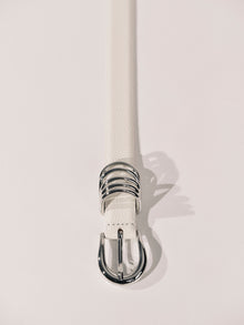 Hollyhock Pebble Leather Belt | Ivory & Silver