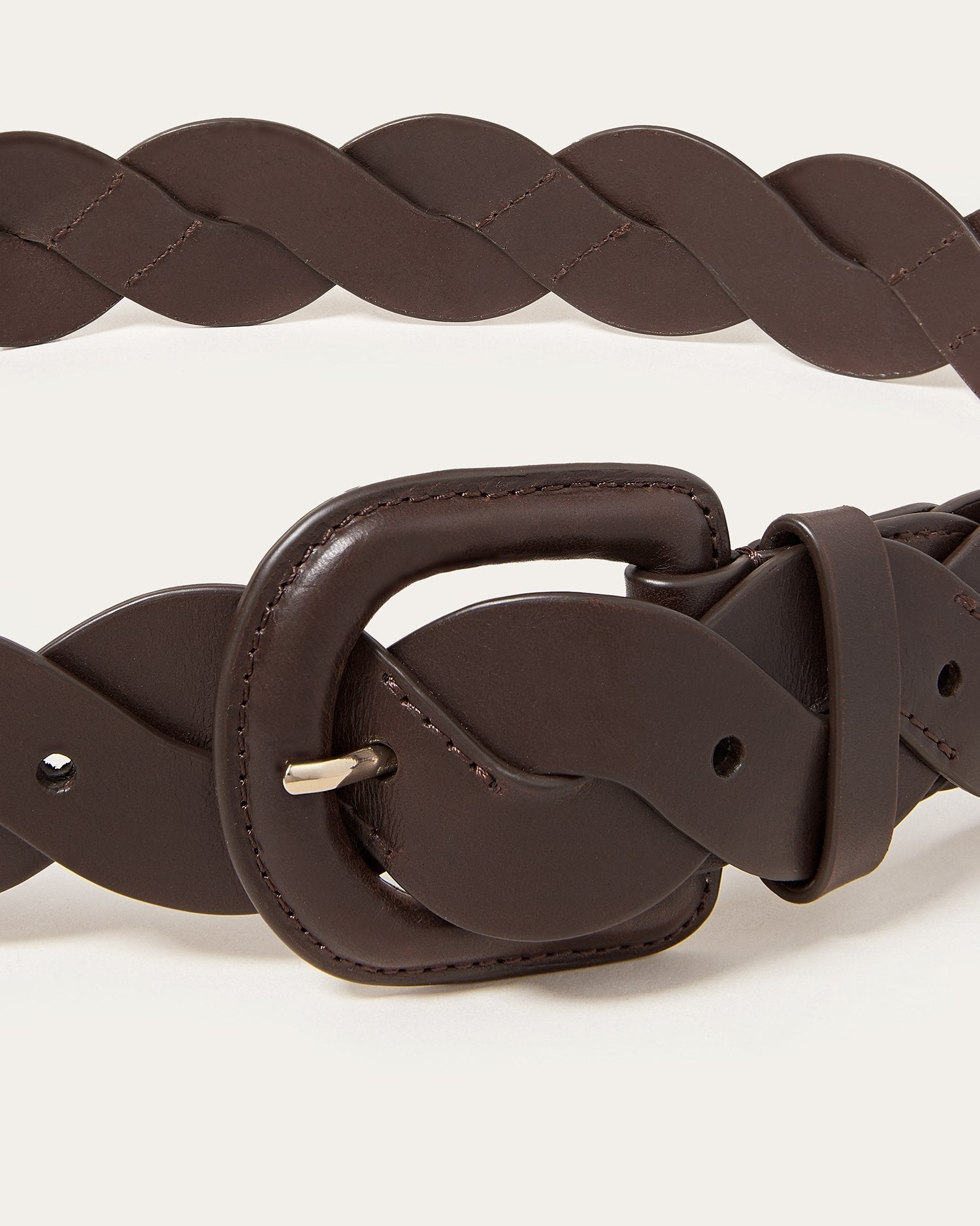 Color: Chocolate