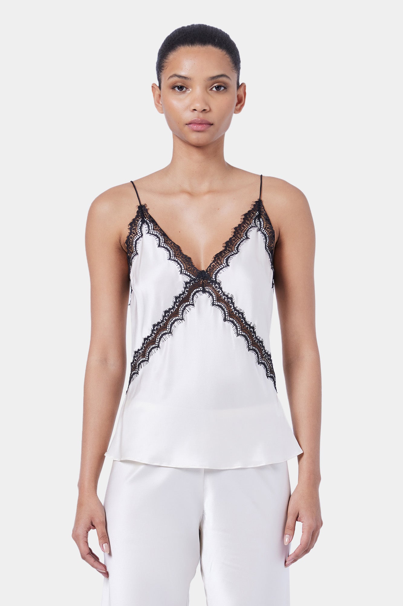 The Sadie Top By GINIA In White-Black