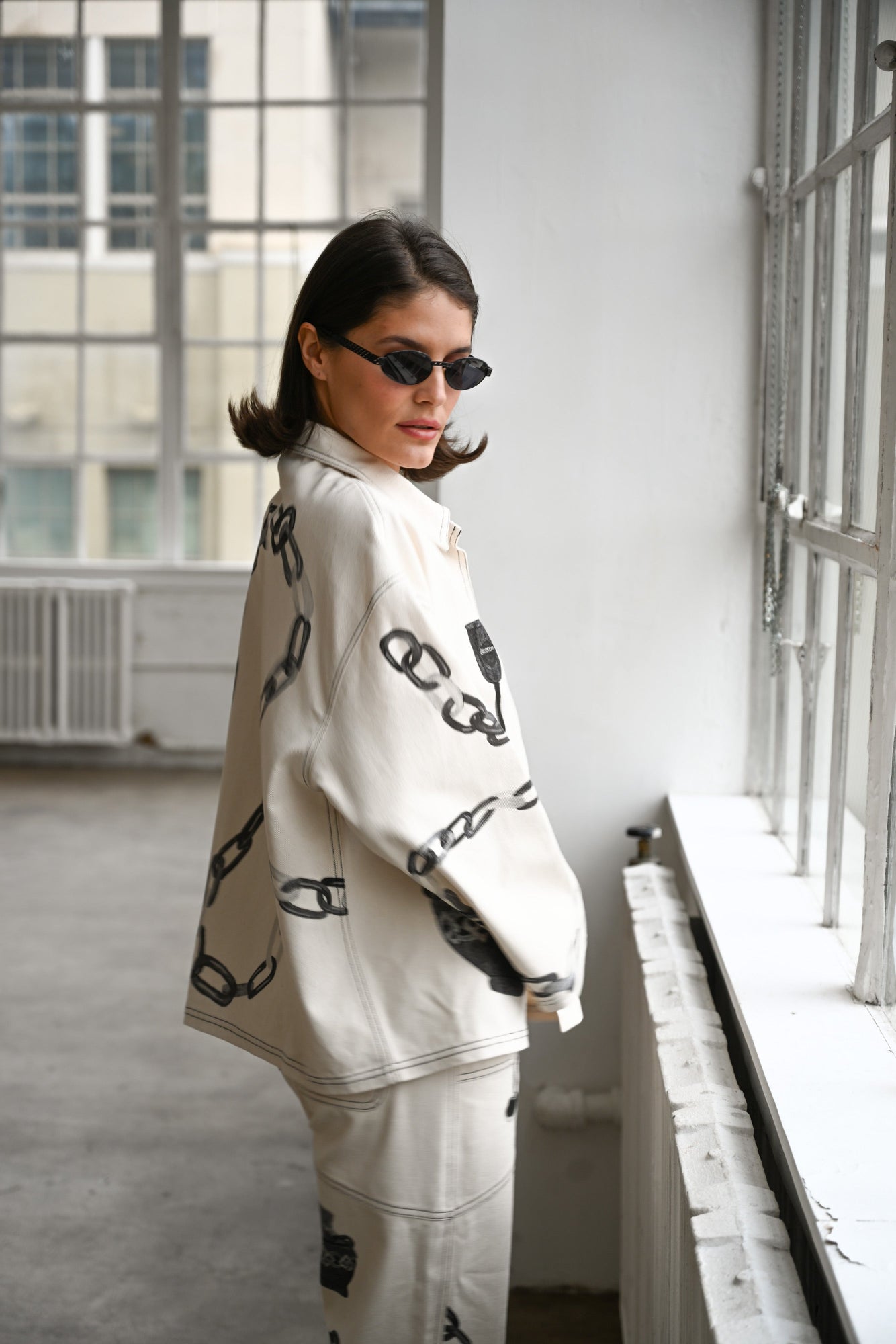 Britton Canvas Jacket | White & Black