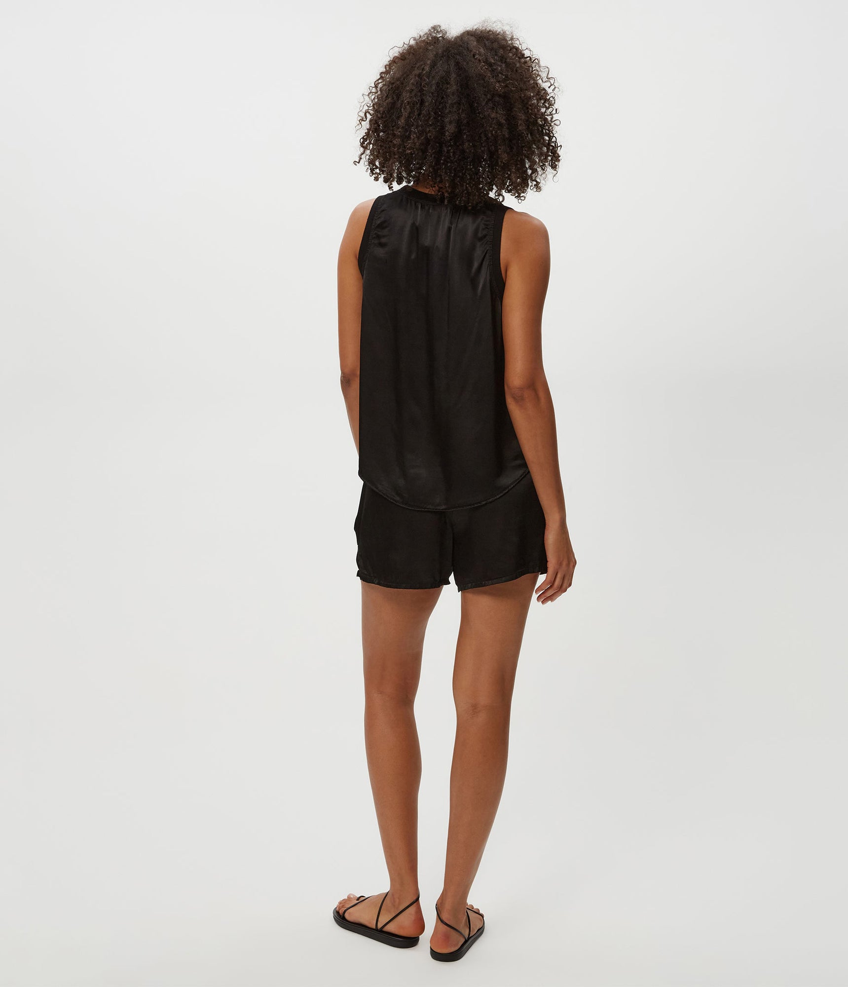 Walsh Satin Short | Black