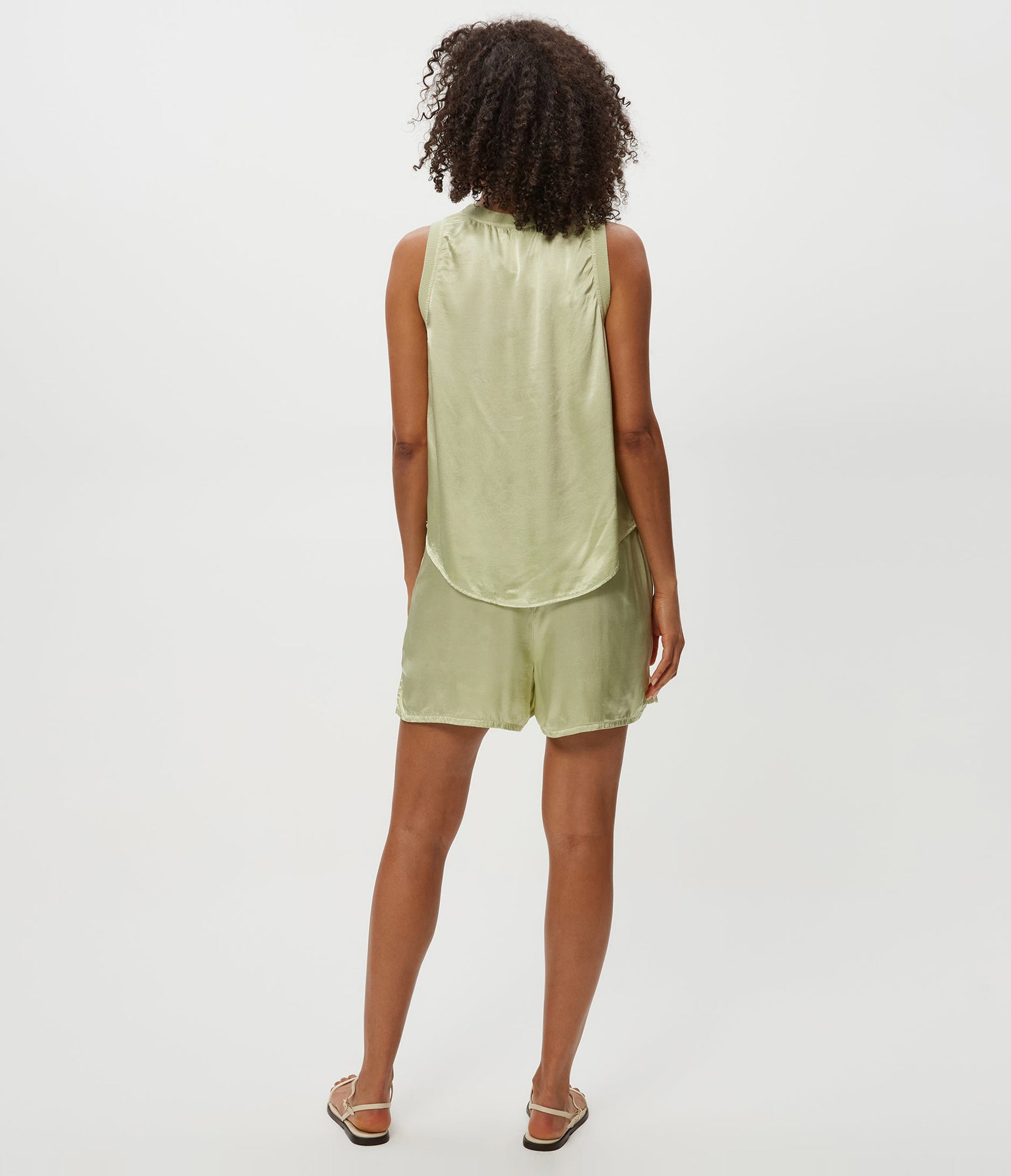 Walsh Satin Short | Celery