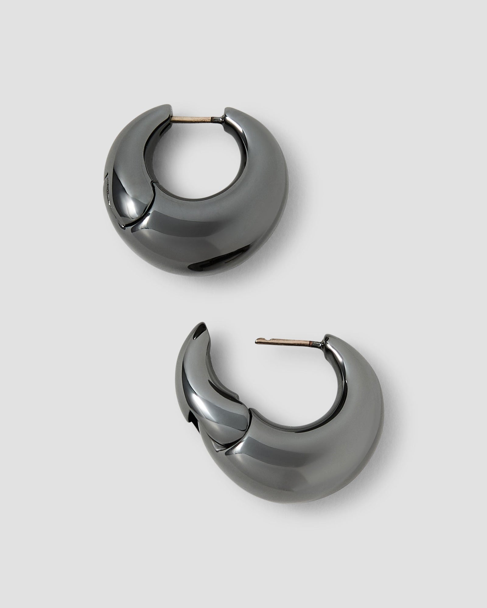 Dylan Micro Huggies earring - side view | gold huggie earrings