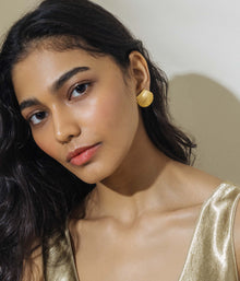 De la Mer Shell Stud Earrings | Gold