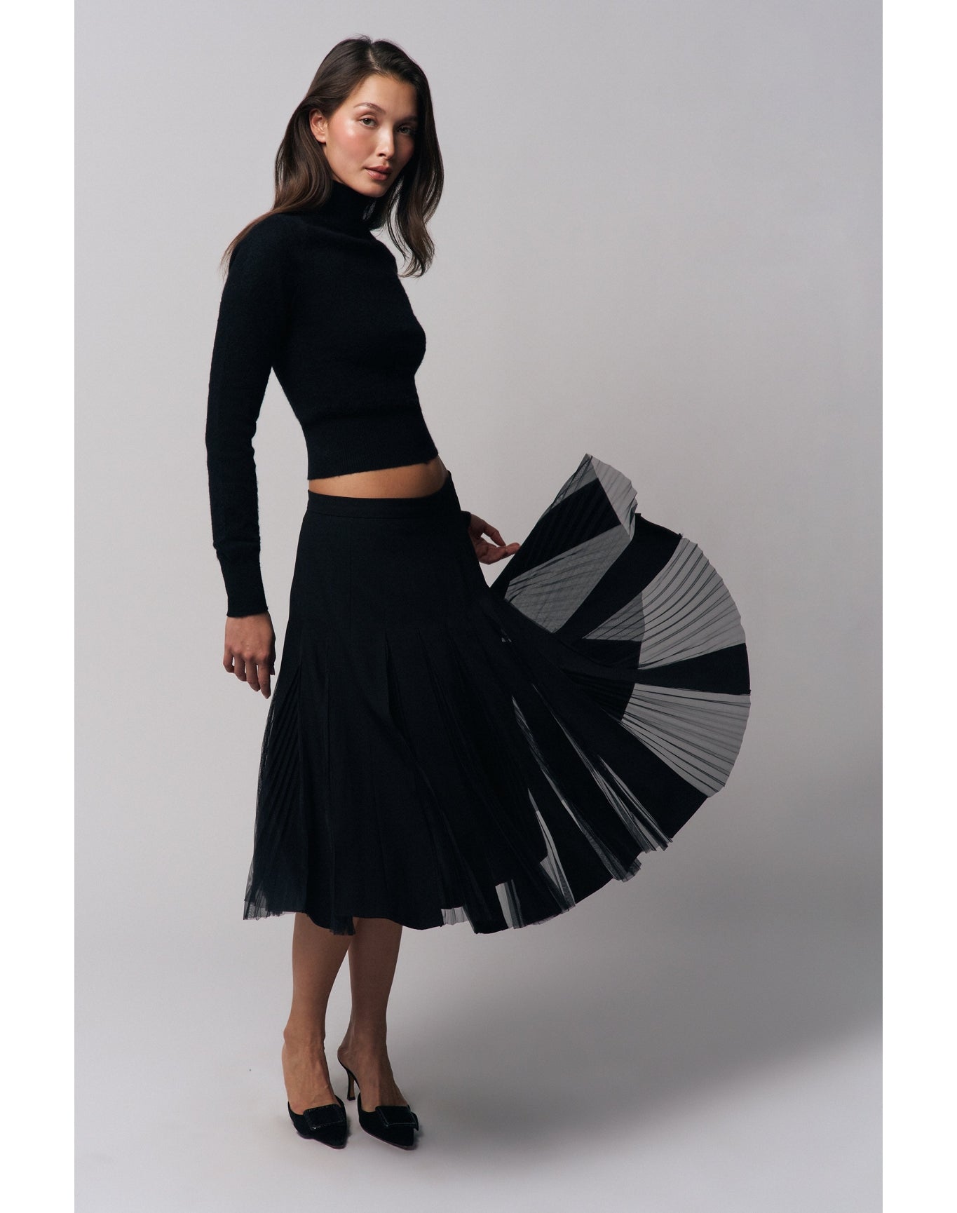Delia Sweater | Black