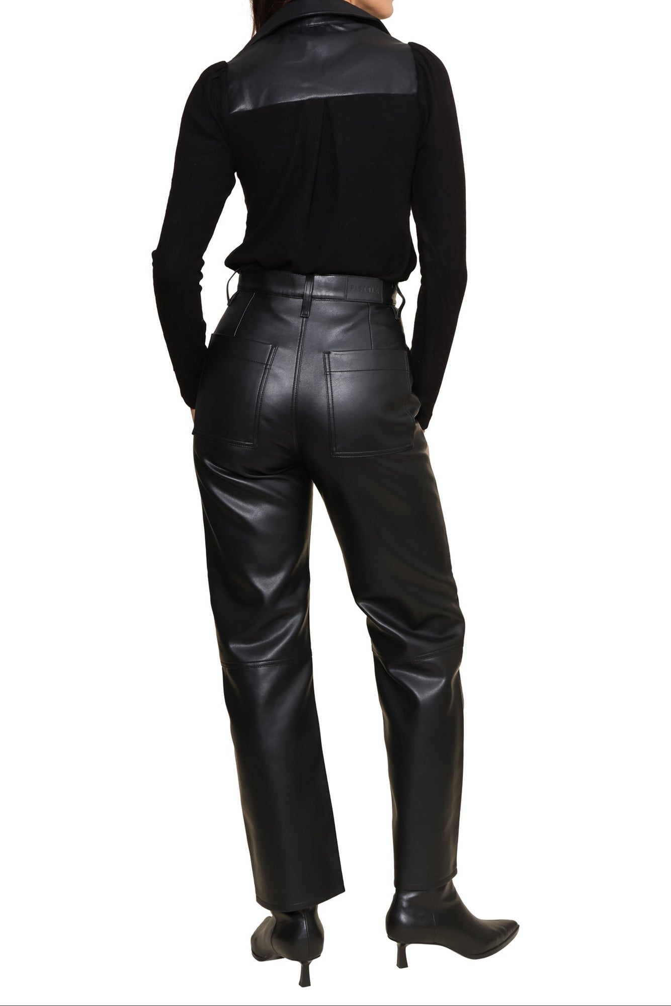 Robertson + Rodeo | Irina Long Sleeve Top | Black