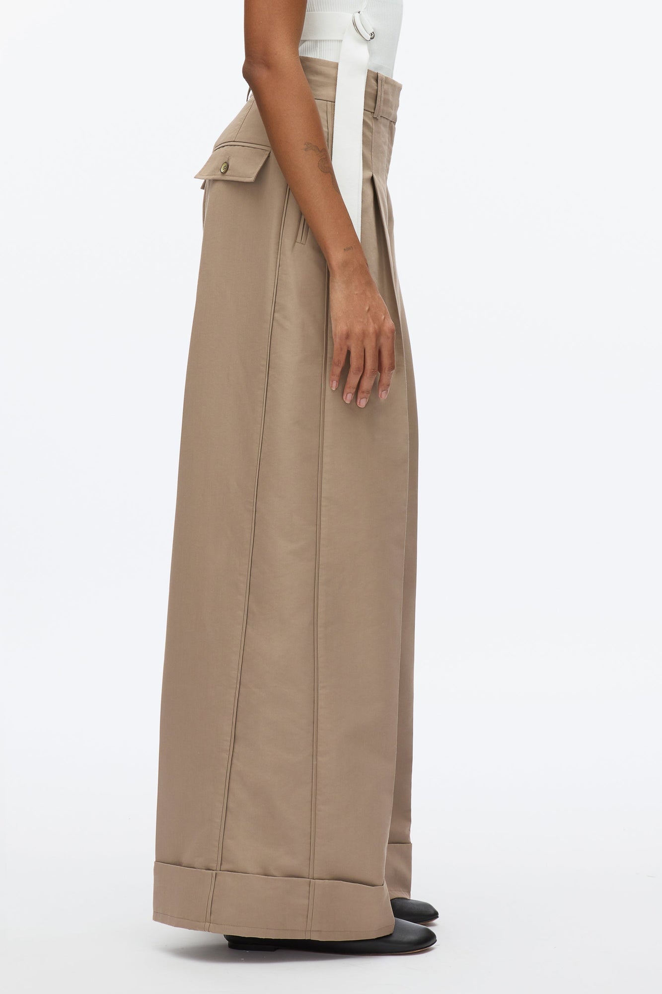 Petite Pleated Wide Leg Trouser | Stone Grey
