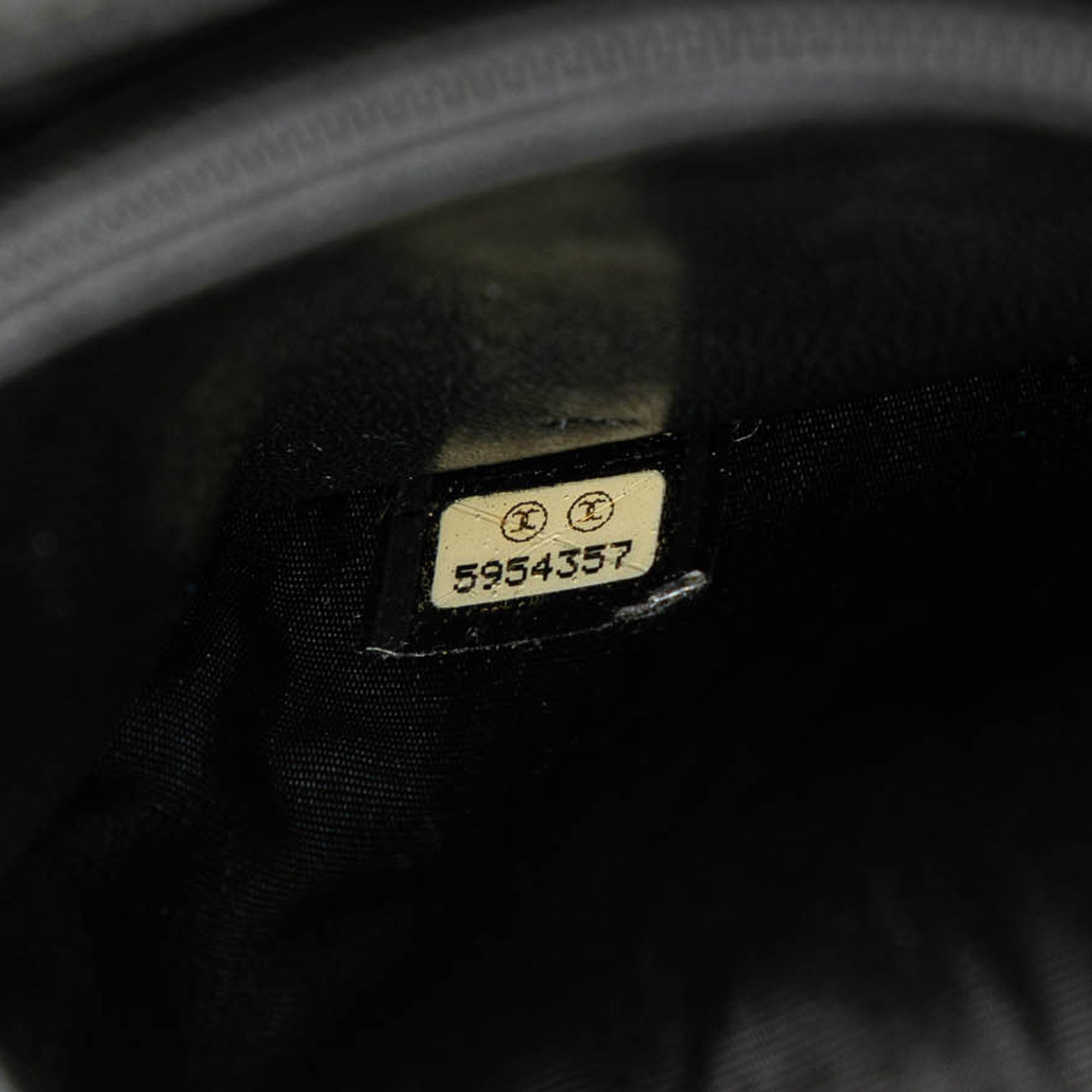 Chanel | Pre-Owned CC Caviar Wallet on Chain | Black