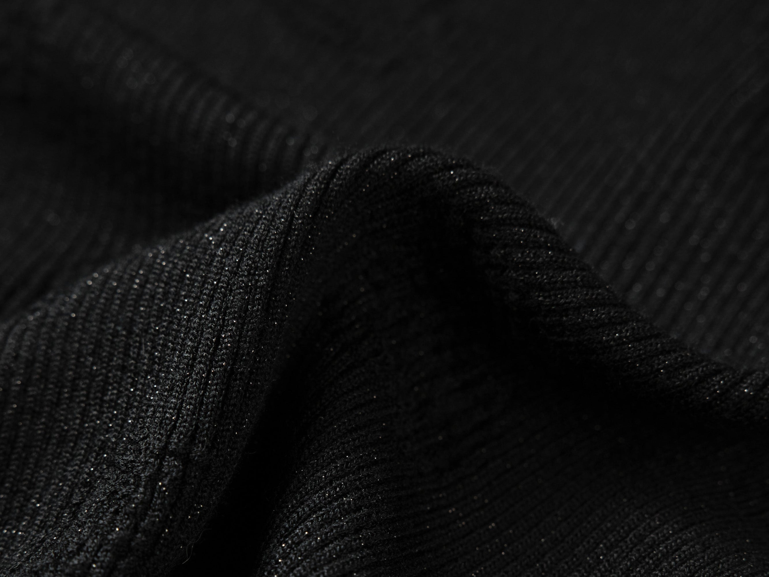 Semi-High Neck Knit Top | Black