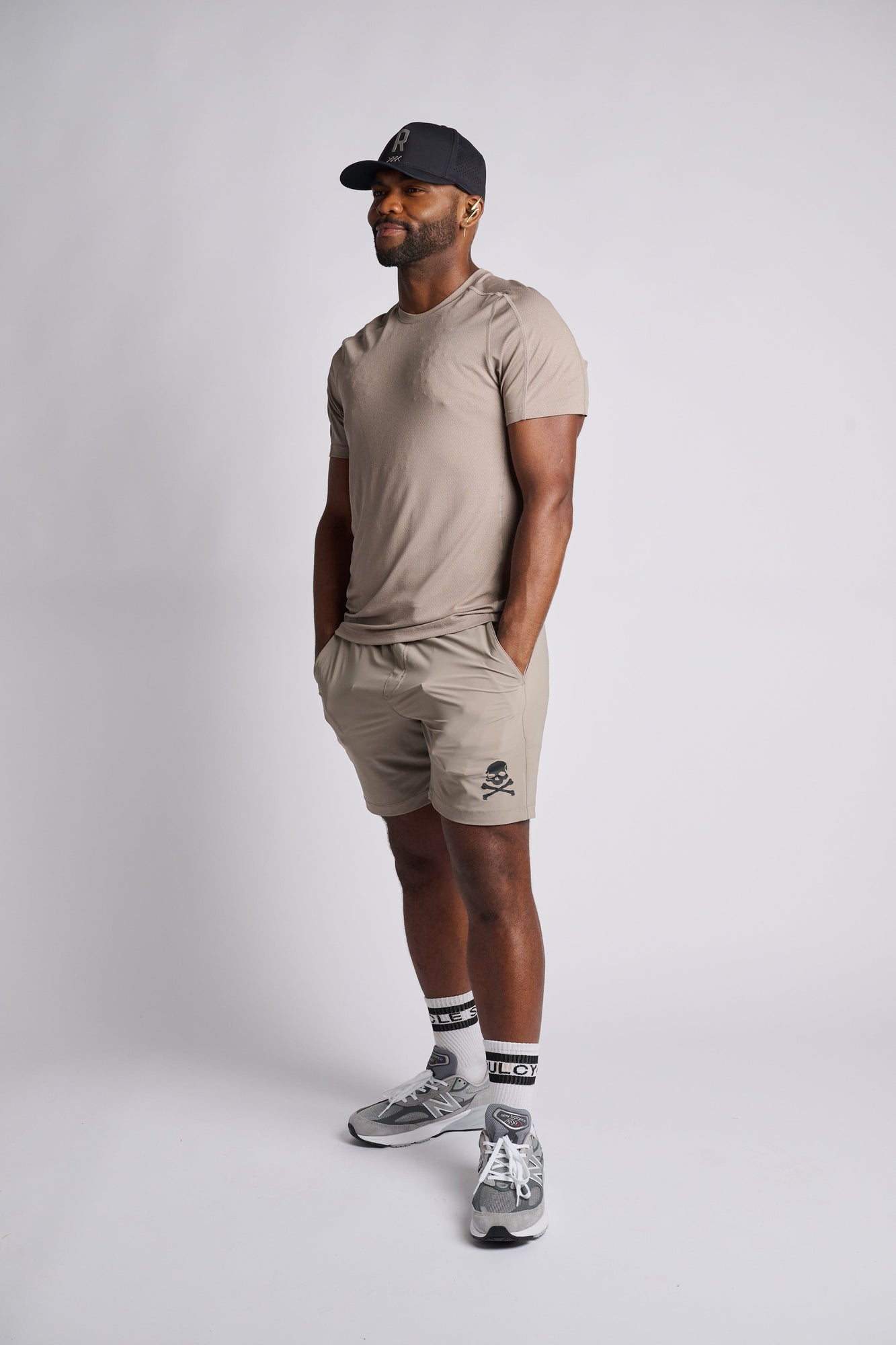 Men | Rhone | Invictus Training Top | Foggy Taupe