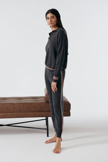 Cashmere Open Collar Sweater | Charcoal/Mauve