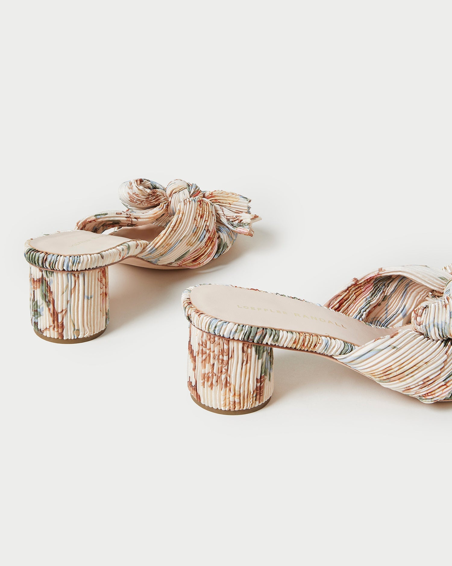 Color: Cream Botanical Floral