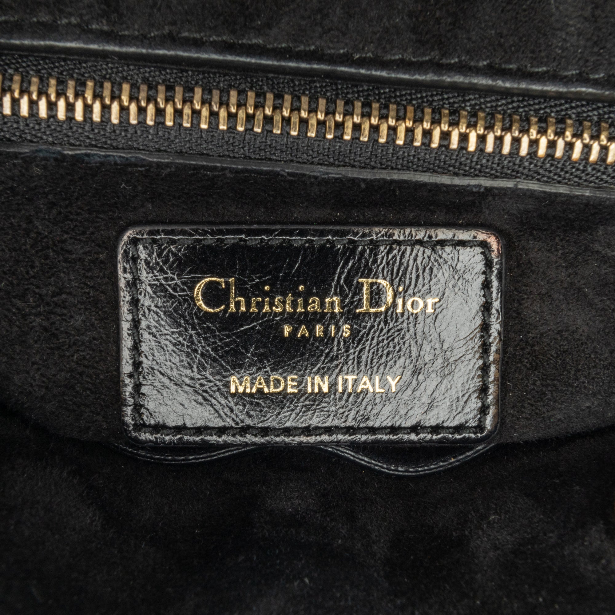 Dior | Pre-Owned Small Crinkled Patent Cannage My ABCLady | Black