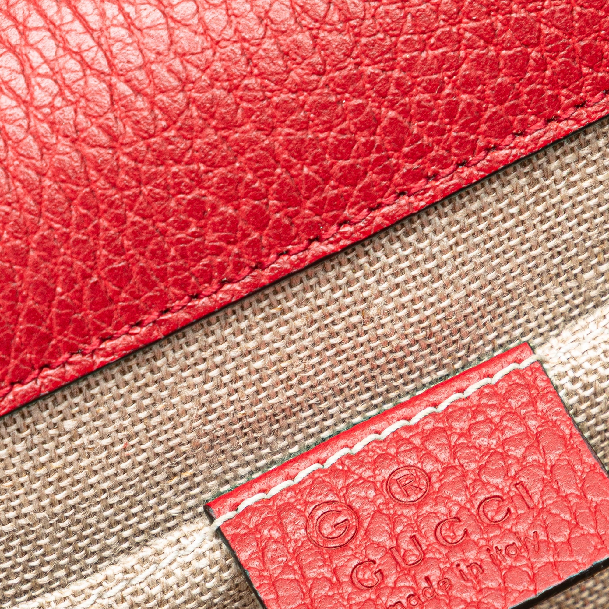 Gucci | Pre-Owned Small Dollar Calfskin Interlocking G Crossbody | Red