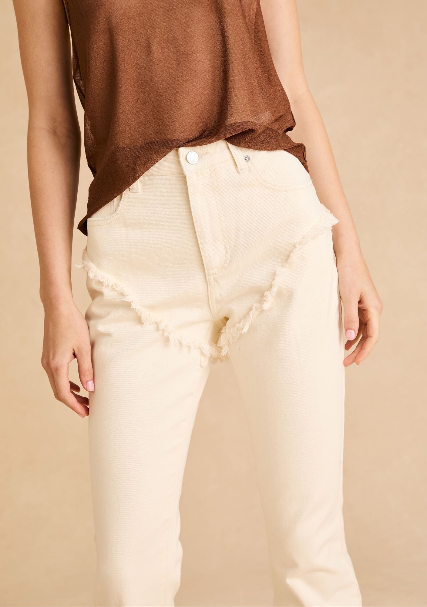 Women | Dahlia Frayed Bootcut Jean | Eggshell