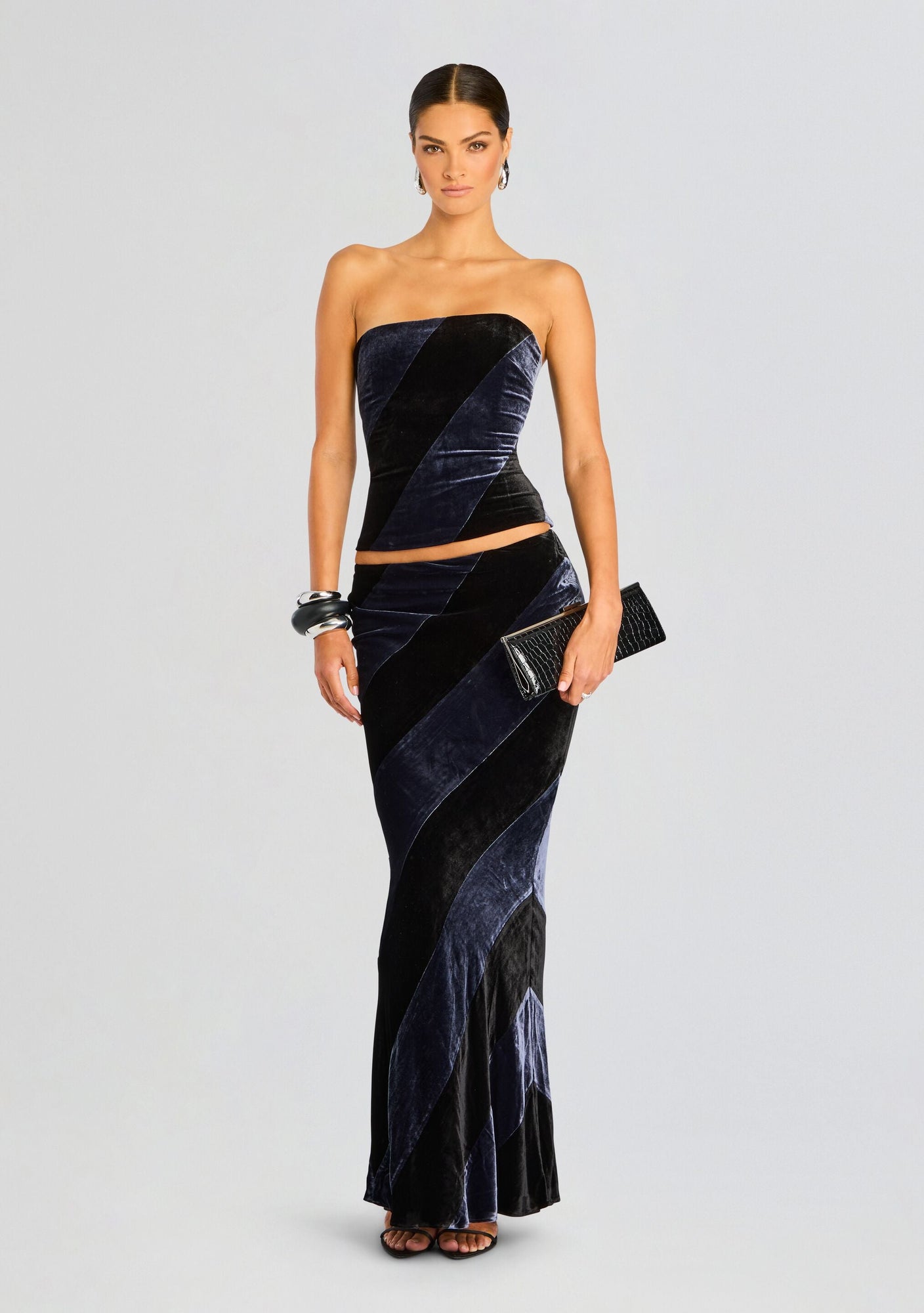 Venus Velvet Skirt | Black/Navy