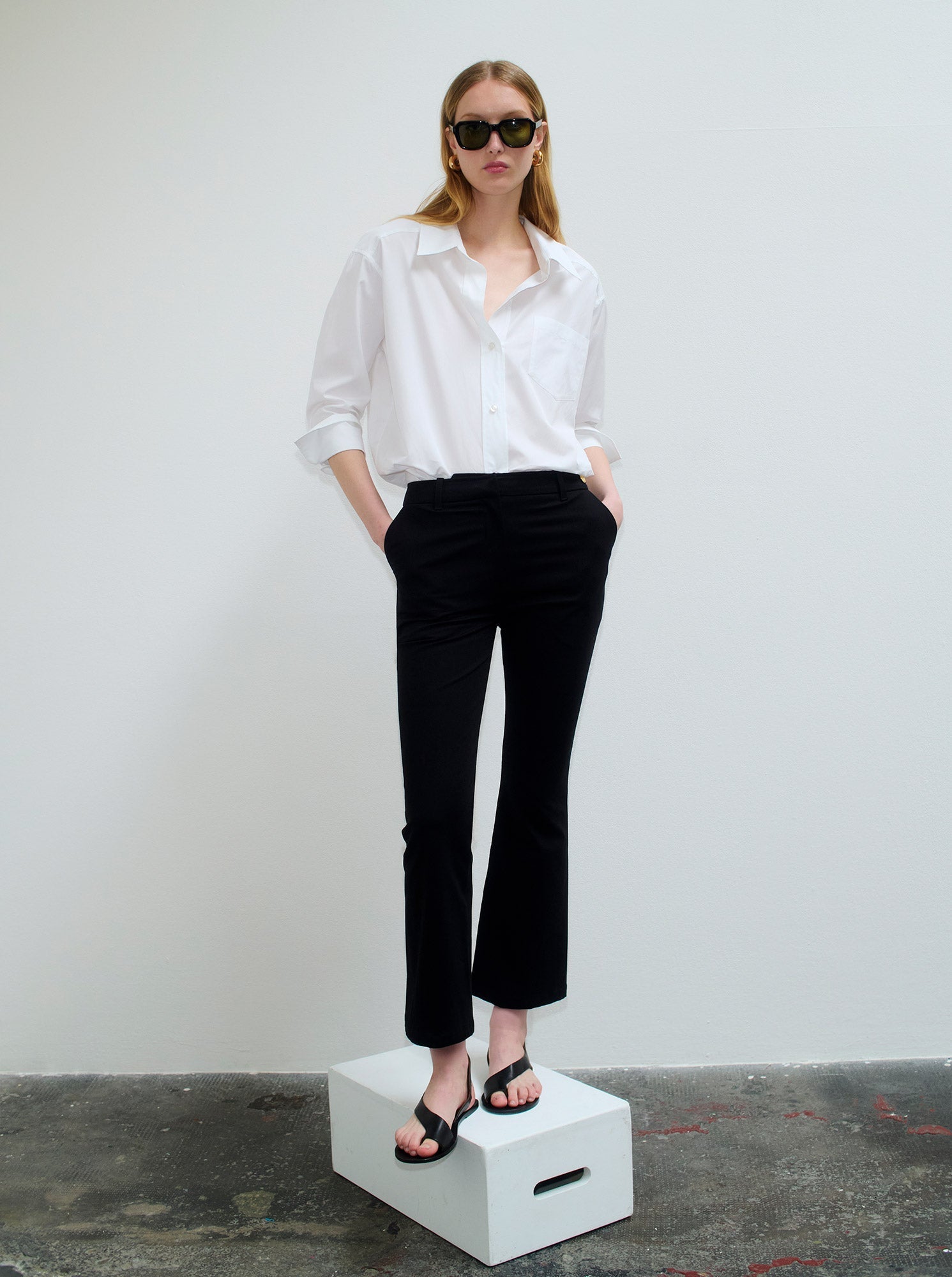 Mila Cropped Pant | Black