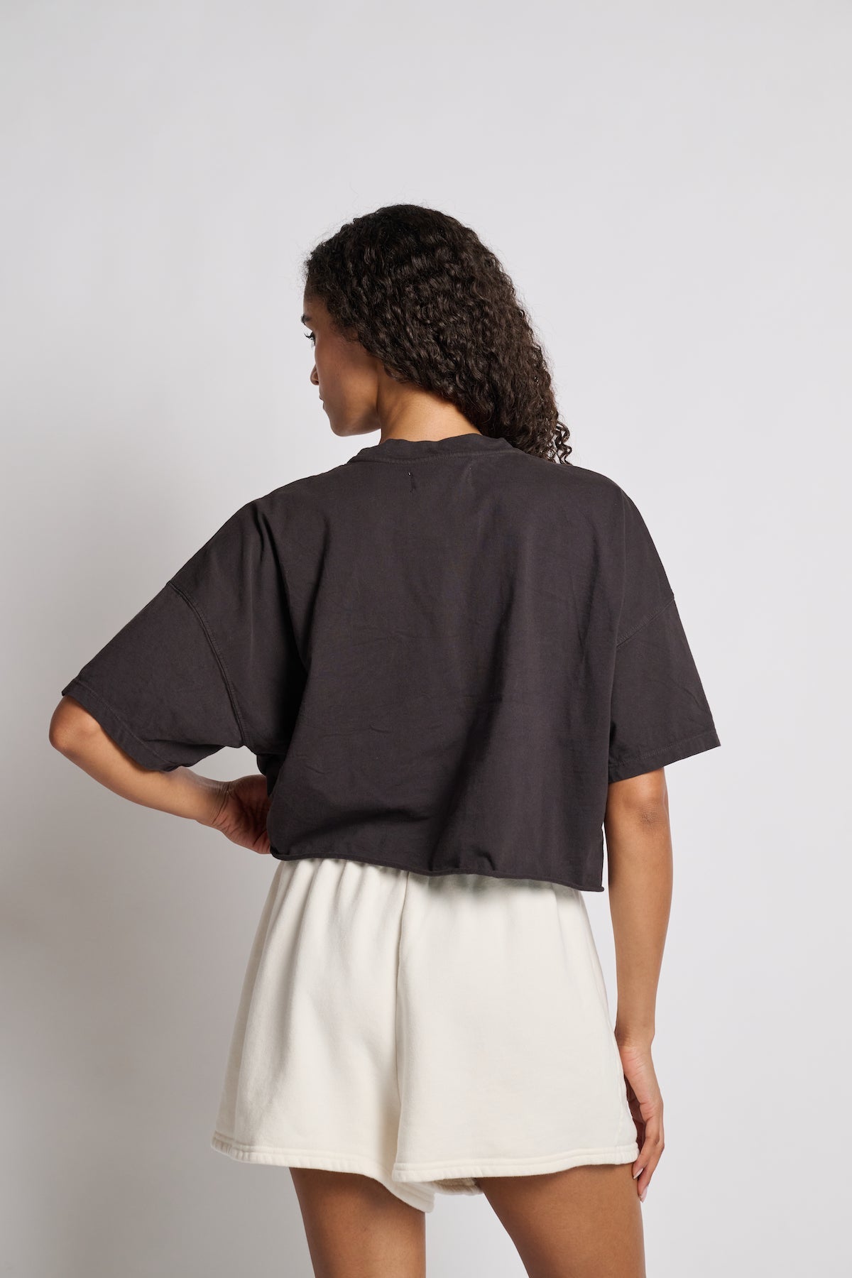 Women | Soul by SoulCycle | Emily Cropped Boyfriend Tee | Black