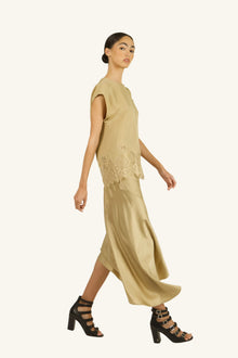 Evrin Top | Sand