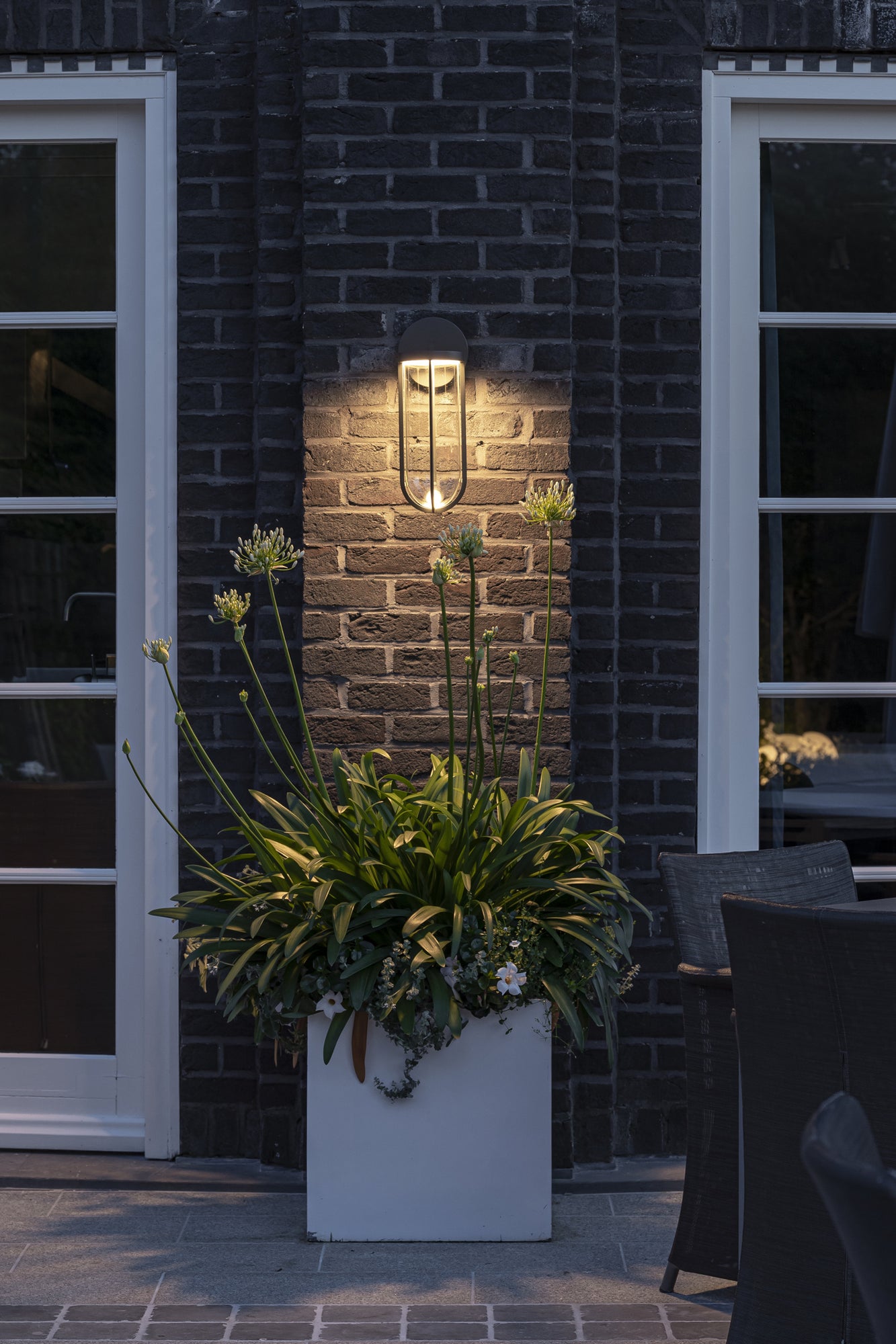 In Vitro Outdoor Wall 2700K | Terracotta