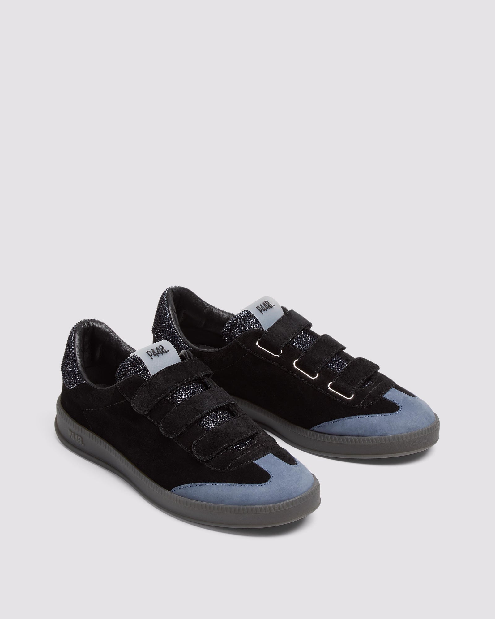 Women | Capri | Phantom