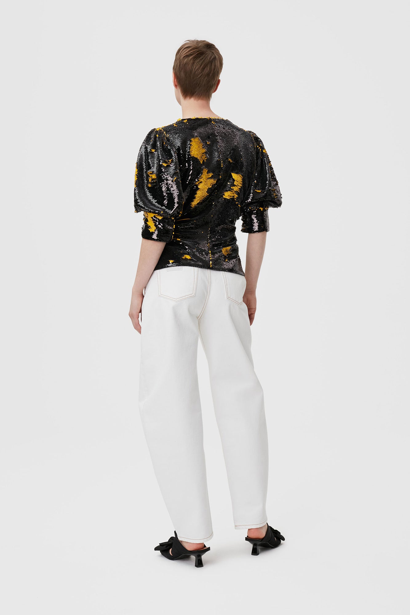 Sequins O-neck Blouse | Black