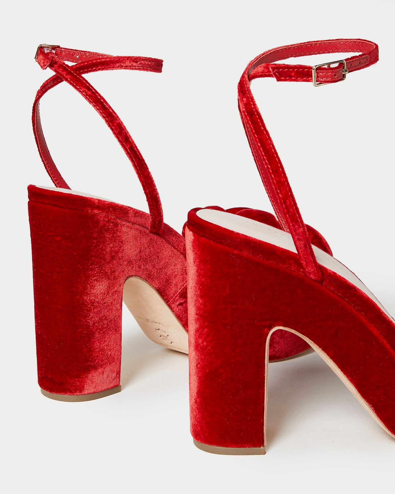 Color: Scarlet