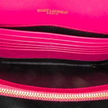 Saint Laurent | Pre-Owned Medium Patent Vicky Crossbody | Pink/Hot Pink