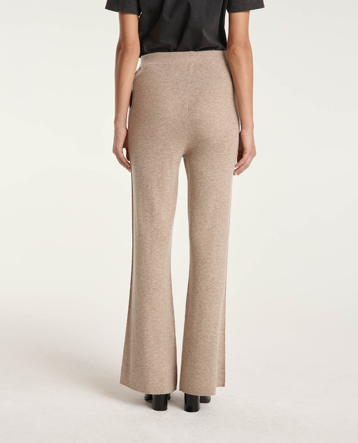 Roomy Wool And Cashmere Pants | Women | Beige