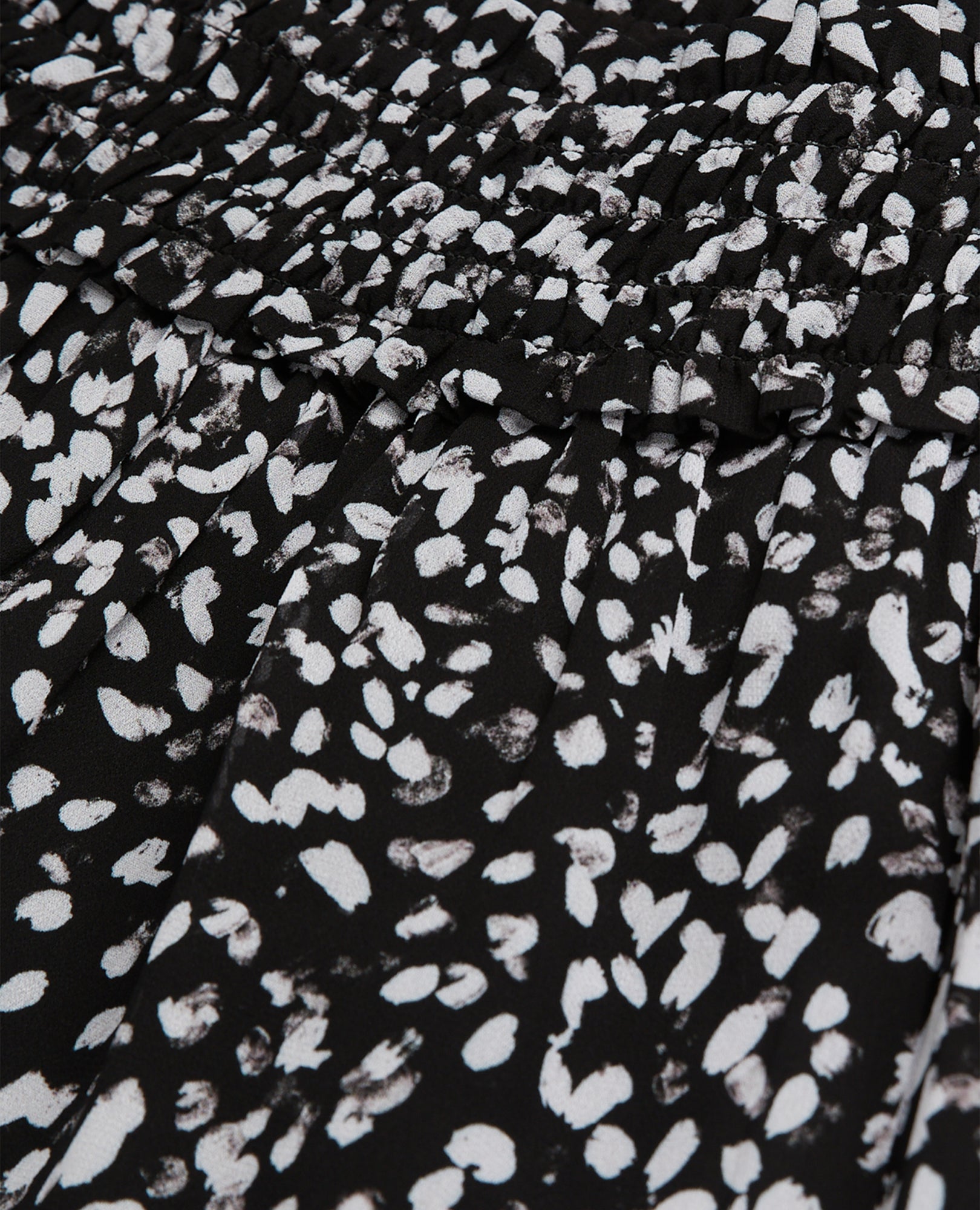 Short Printed Skirt With Smocking | Women | Black x White