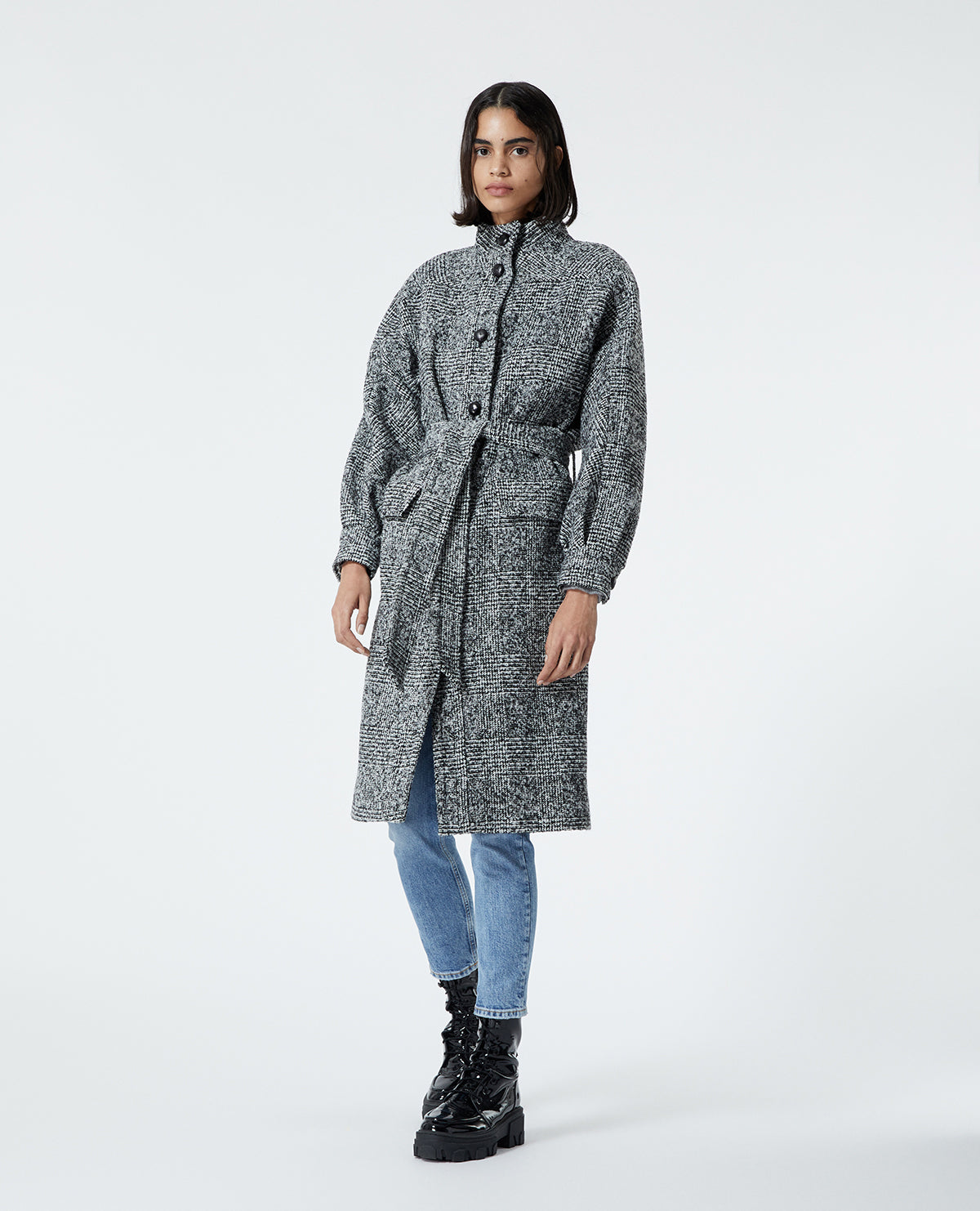 Wool Coat With High Neck | Women | Black x Ecru