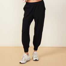 Merino Wool Sweater Jogger | Women | Black