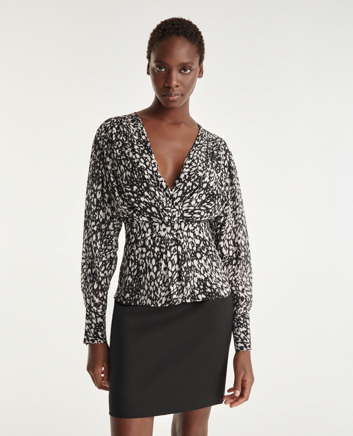 Flowing Top In And Leopard Print | Women | Black x Ecru